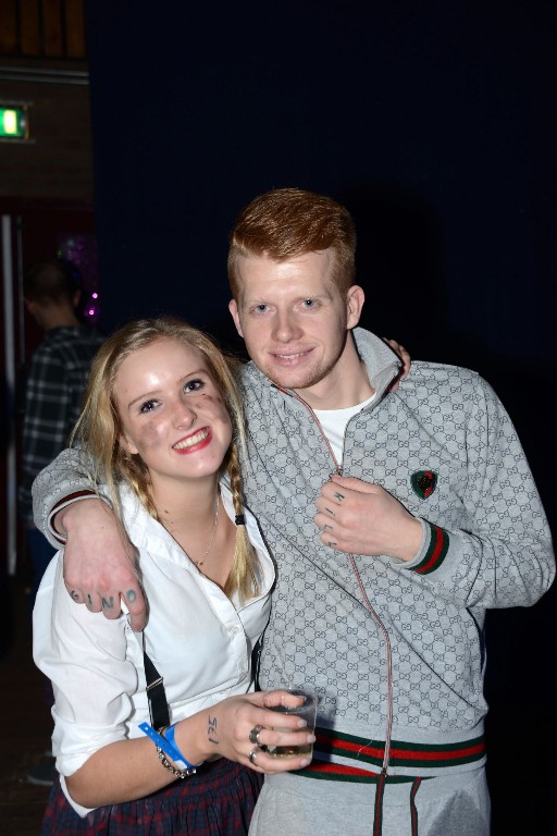 ../Images/Jubileum feest 5x11 318.jpg